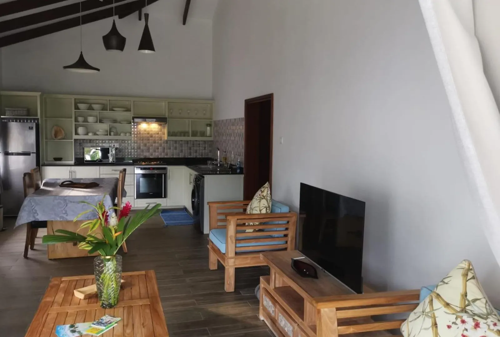 Au Cap Self Catering Villa Anse aux Pins Feriehus